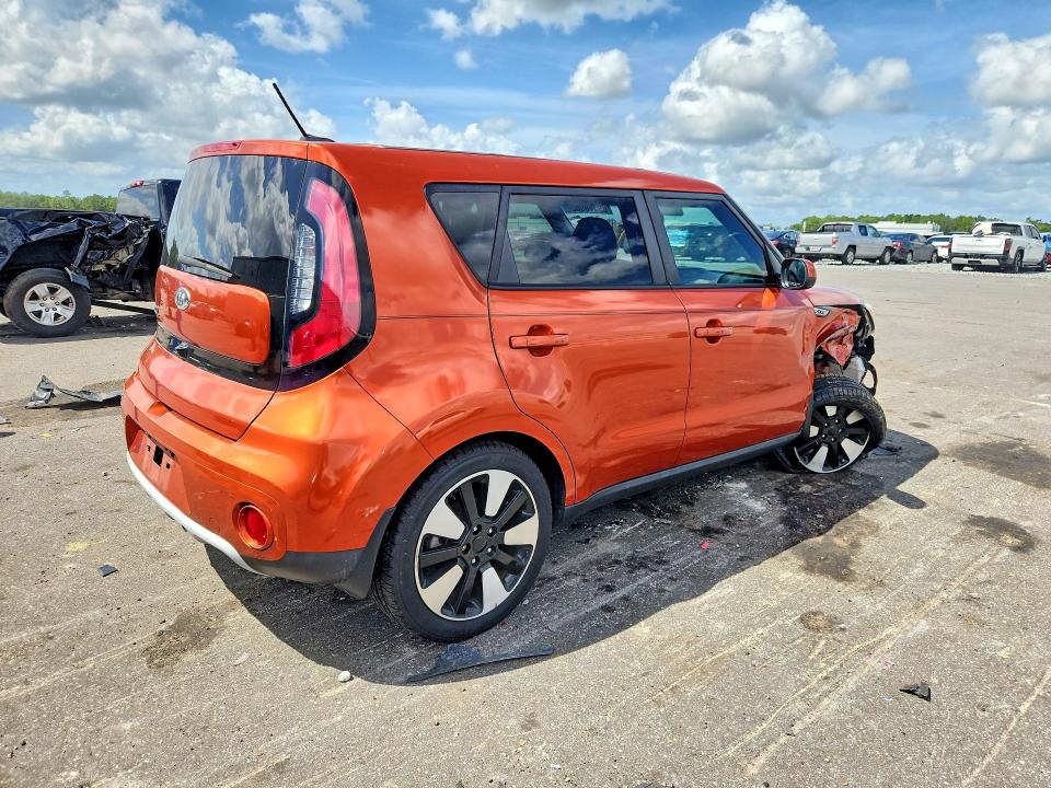 Photo 3 from auction – 2019 KIA SOUL with VIN KNDJP3A50K7661209