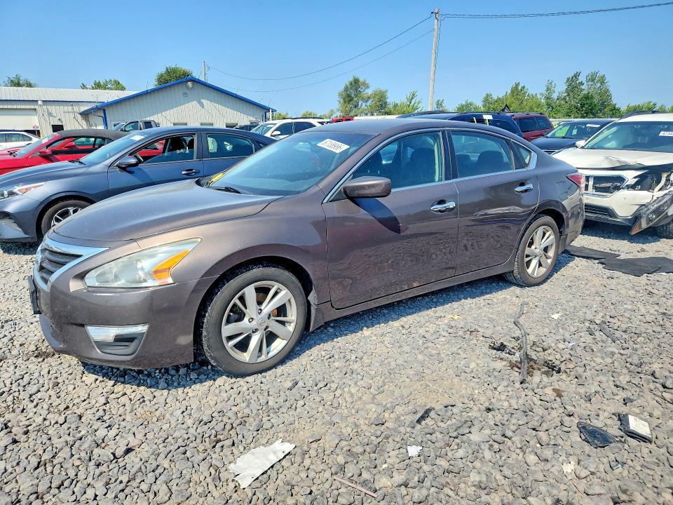 NISSAN ALTIMA 2014 with VIN 1N4AL3AP2EC131323 - Photo from auction