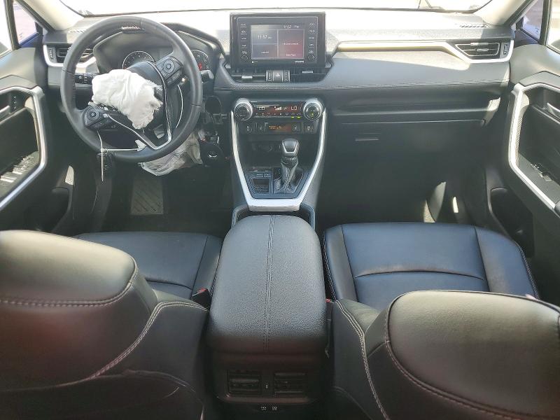 Снимка 8 от търг – 2021 TOYOTA RAV4 с VIN 2T3C1RFV2MW171111