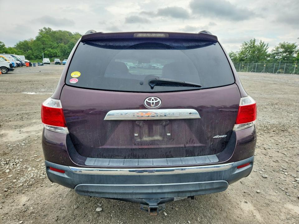Снимка 6 от търг – 2013 TOYOTA HIGHLANDER с VIN 5TDDK3EH6DS179238