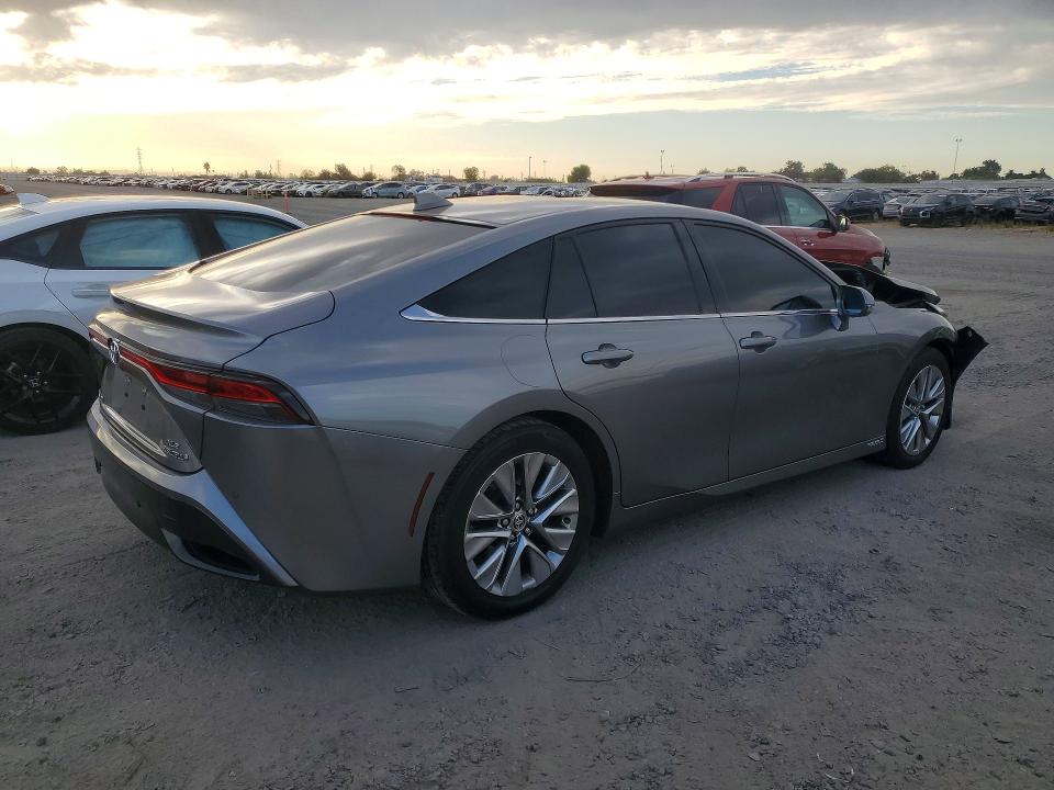 Photo 3 from auction – 2021 TOYOTA MIRAI with VIN JTDAAAAA1MA001799