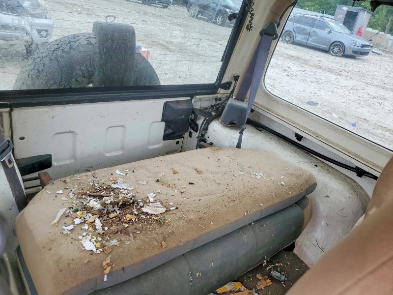 Zdjęcie 11 z aukcji – 2002 JEEP WRANGLER / TJ z VIN 1J4FA59S32P760002