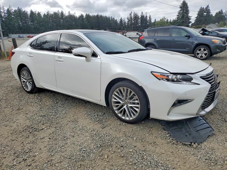 Photo 4 from auction – 2017 LEXUS ES with VIN JTHBK1GG9H2250895