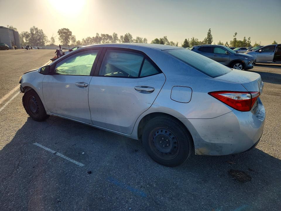 Photo 2 from auction – 2016 TOYOTA COROLLA with VIN 5YFBURHE5GP433931