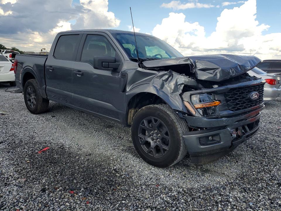 Снимка 4 от търг – 2026 FORD F150 с VIN 1FTEW2KP9TFA26463