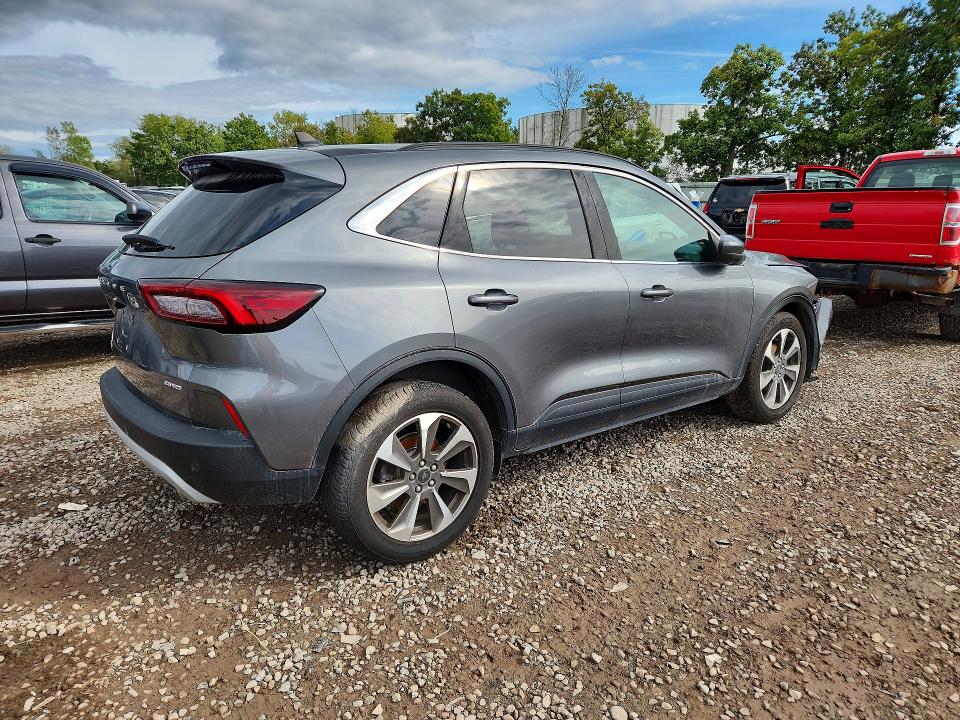 Photo 3 from auction – 2024 FORD ESCAPE with VIN 1FMCU9JA3RUA52527