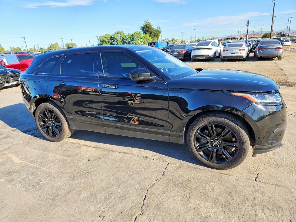 Photo 4 from auction – 2021 LAND ROVER RANGE ROVER VELAR with VIN SALYJ2EX5MA311899
