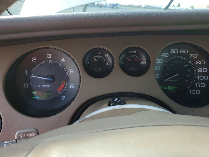 Photo 9 from auction – 1998 BUICK RIVIERA with VIN 1G4GD221XW4709360