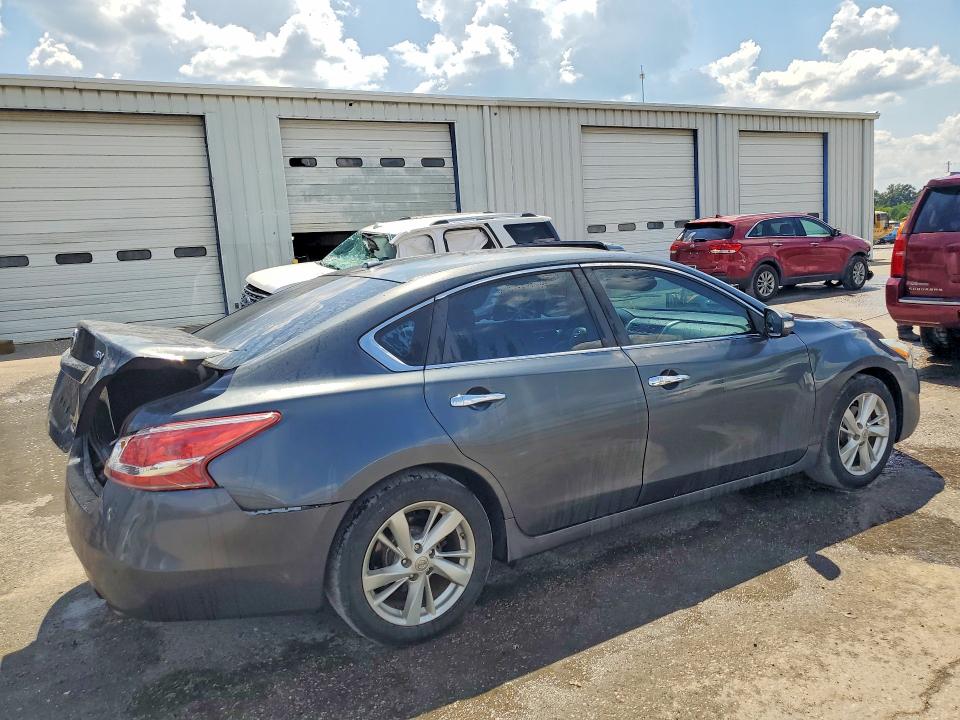 Photo 3 from auction – 2013 NISSAN ALTIMA with VIN 1N4AL3AP8DC161988