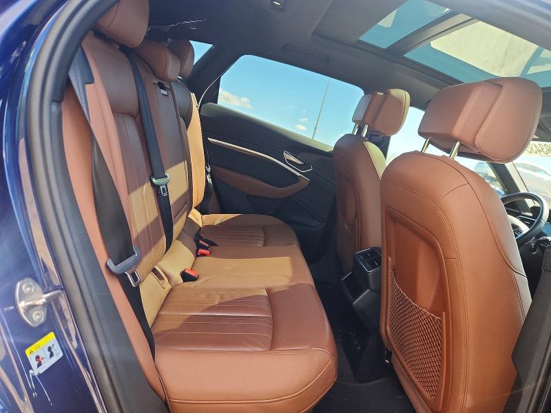 Photo 11 from auction – 2022 AUDI E-TRON with VIN WA1AAAGE1NB033717