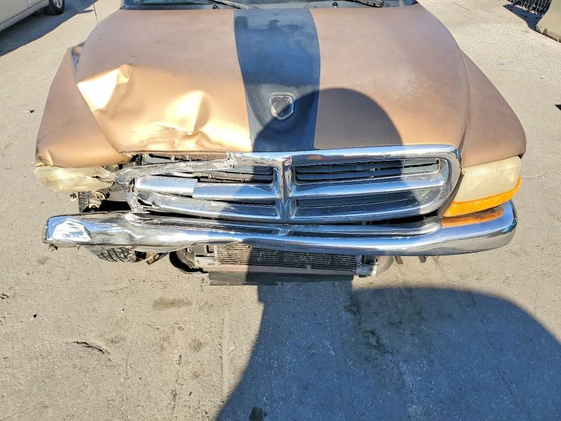 Photo 11 from auction – 2000 DODGE DAKOTA with VIN 1B7GL22X5YS674706