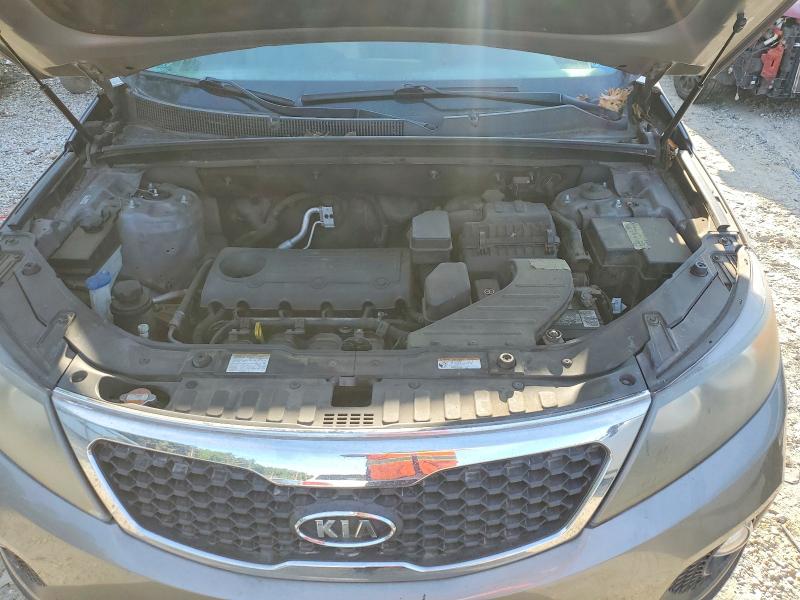 Photo 11 from auction – 2011 KIA SORENTO with VIN 5XYKT4A13BG159297