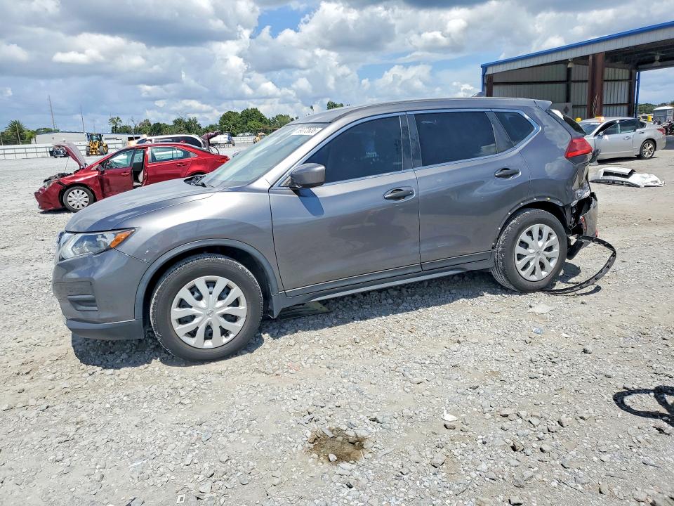 NISSAN ROGUE 2017 with VIN 5N1AT2MT6HC775808 - Photo from auction