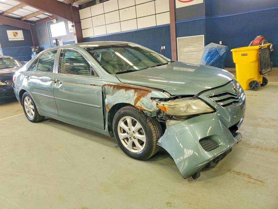 Photo 4 from auction – 2011 TOYOTA CAMRY with VIN 4T4BF3EKXBR103958