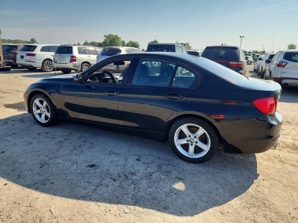 Photo 2 from auction – 2013 BMW 328 with VIN WBA3B3C54DF541066