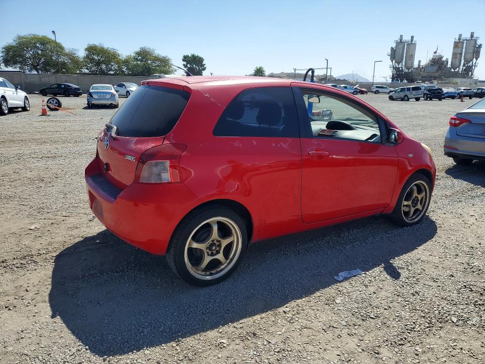Foto 3 de la subasta – 2008 TOYOTA YARIS con VIN JTDJT923385168155