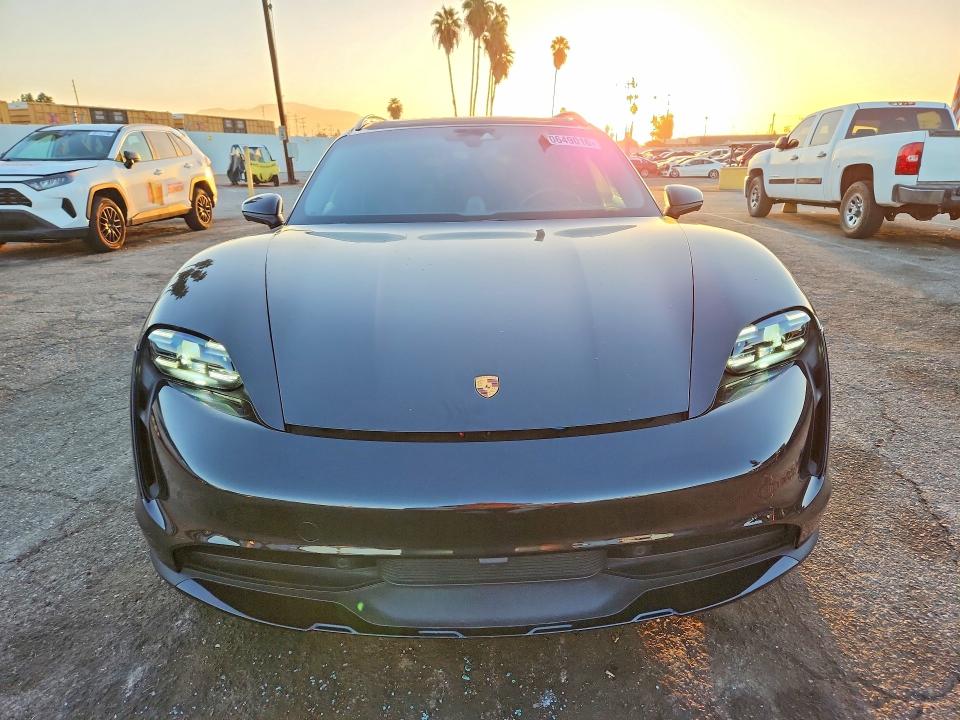 Zdjęcie 5 z aukcji – 2022 PORSCHE TAYCAN z VIN WP0BA2Y10NSA67257