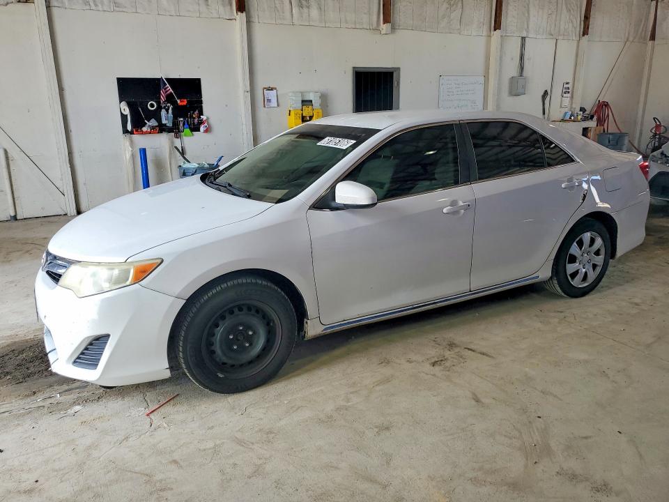 2013 TOYOTA CAMRY - Търг №68105106