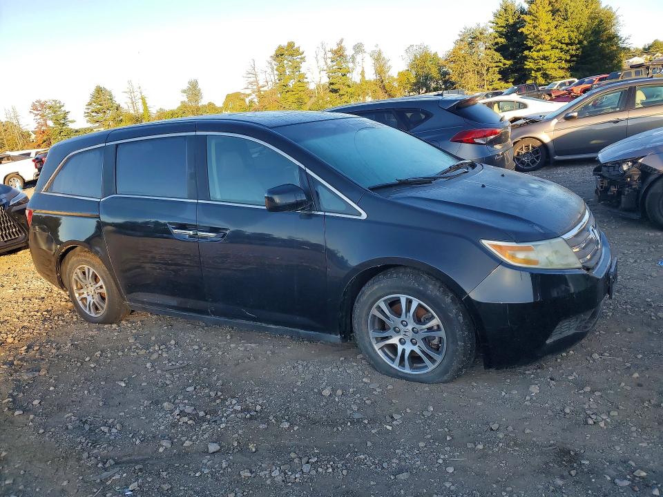 Photo 4 from auction – 2012 HONDA ODYSSEY with VIN 5FNRL5H68CB023293