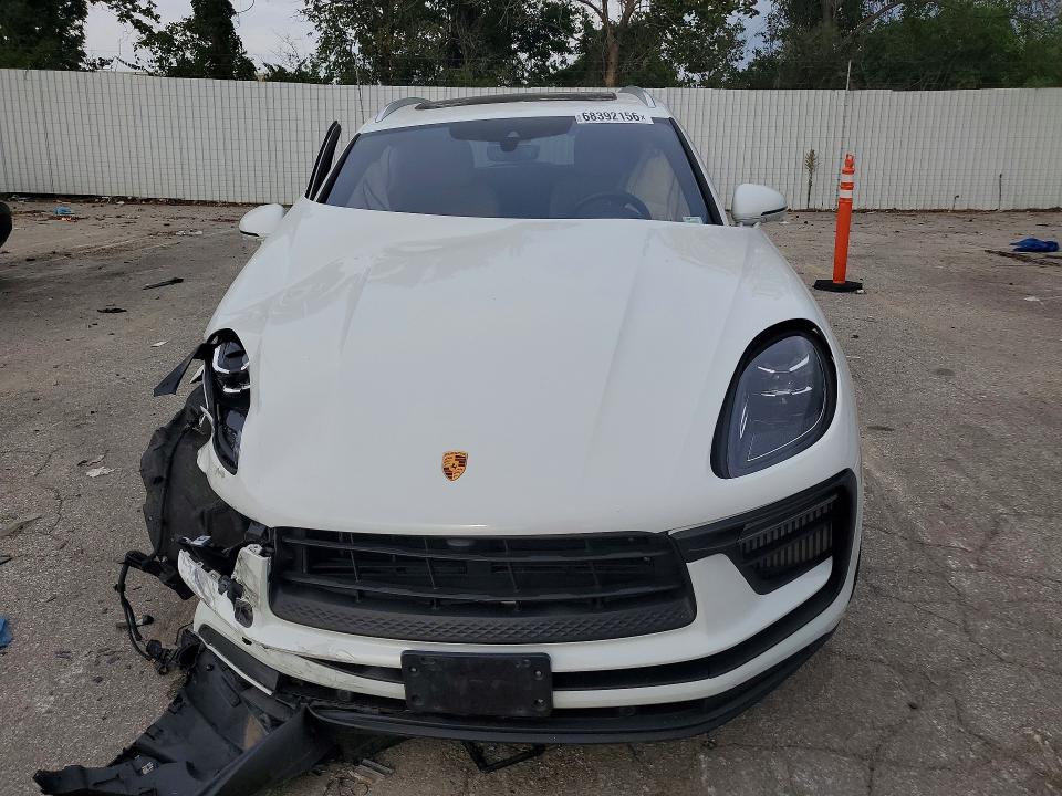 Снимка 5 от търг – 2022 PORSCHE MACAN с VIN WP1AG2A53NLB22457