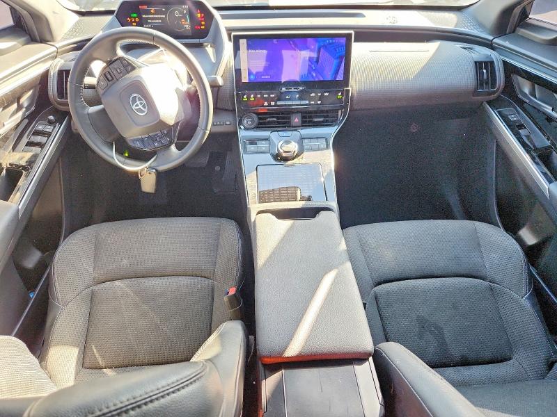 Снимка 8 от търг – 2023 TOYOTA BZ4X с VIN JTMAAAAA8PA014005