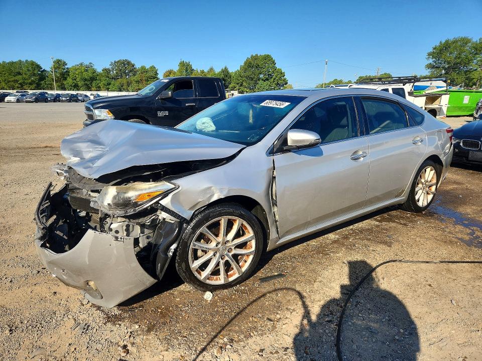 TOYOTA AVALON 2013 with VIN 4T1BK1EB8DU023877 - Photo from auction