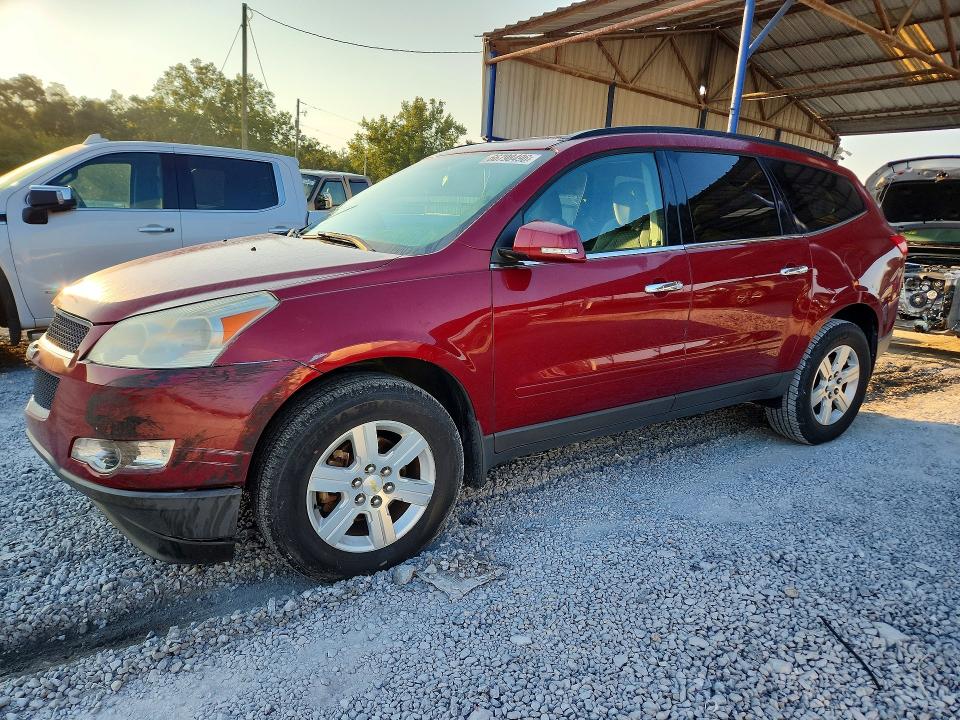 CHEVROLET TRAVERSE 2011 с VIN 1GNKRJED4BJ107685 - Снимка от търг