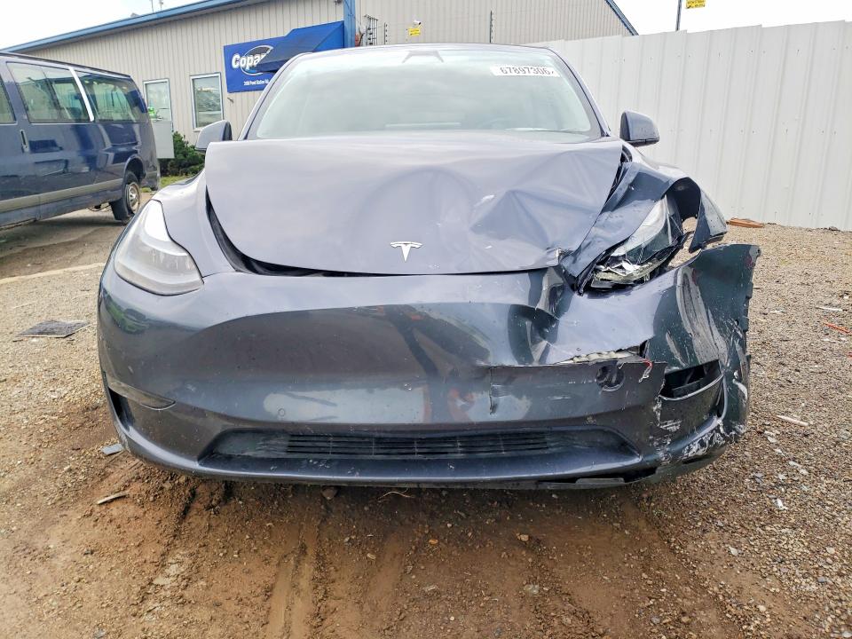 Foto 5 de la subasta – 2022 TESLA MODEL Y con VIN 7SAYGDEF2NF462400