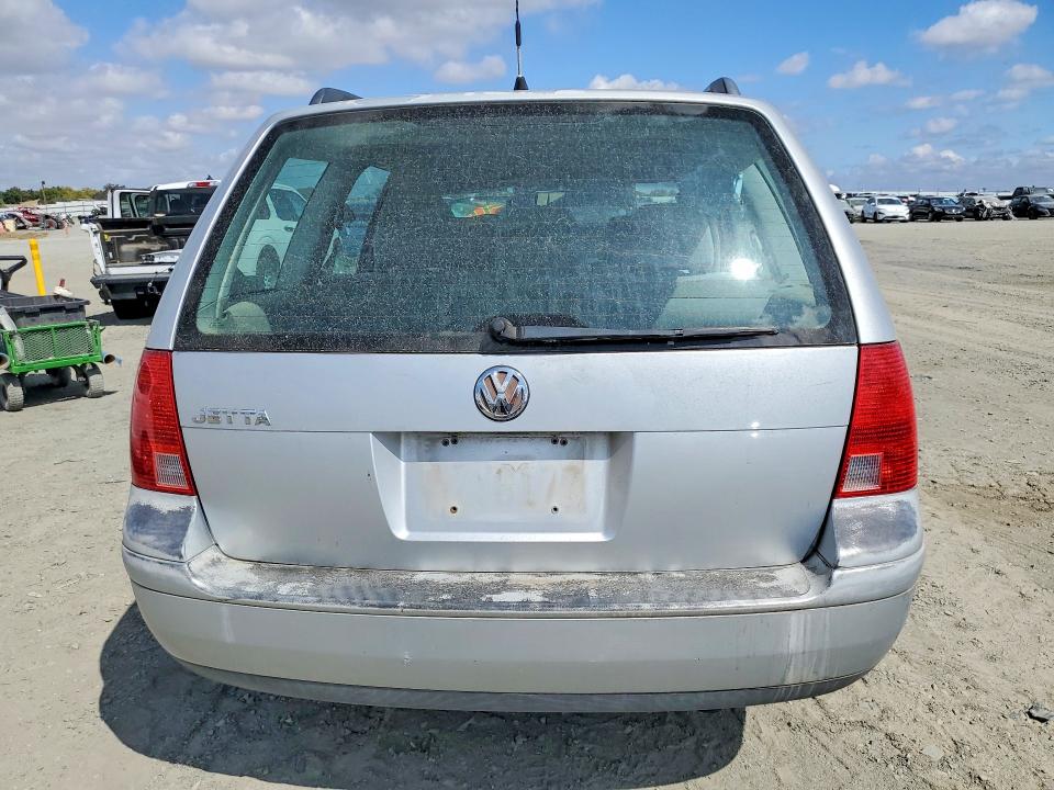 Снимка 6 от търг – 2002 VOLKSWAGEN JETTA с VIN WVWSK61J22W623133