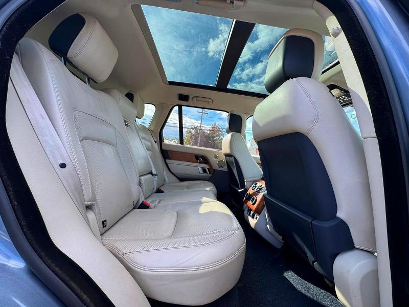 Photo 6 from auction – 2019 LAND ROVER RANGE ROVER with VIN SALGS2SV7KA539380