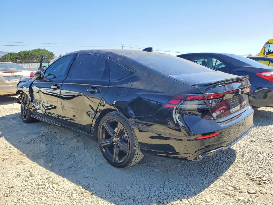 Снимка 2 от търг – 2024 HONDA ACCORD с VIN 1HGCY2F7XRA062388