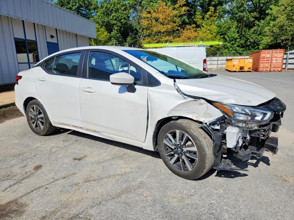 Photo 4 from auction – 2025 NISSAN VERSA with VIN 3N1CN8EV5SL845307