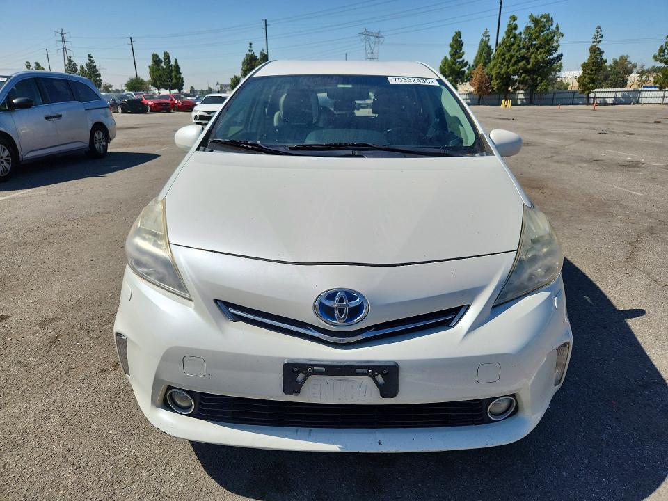 Foto 5 de la subasta – 2014 TOYOTA PRIUS V con VIN JTDZN3EU0E3334444
