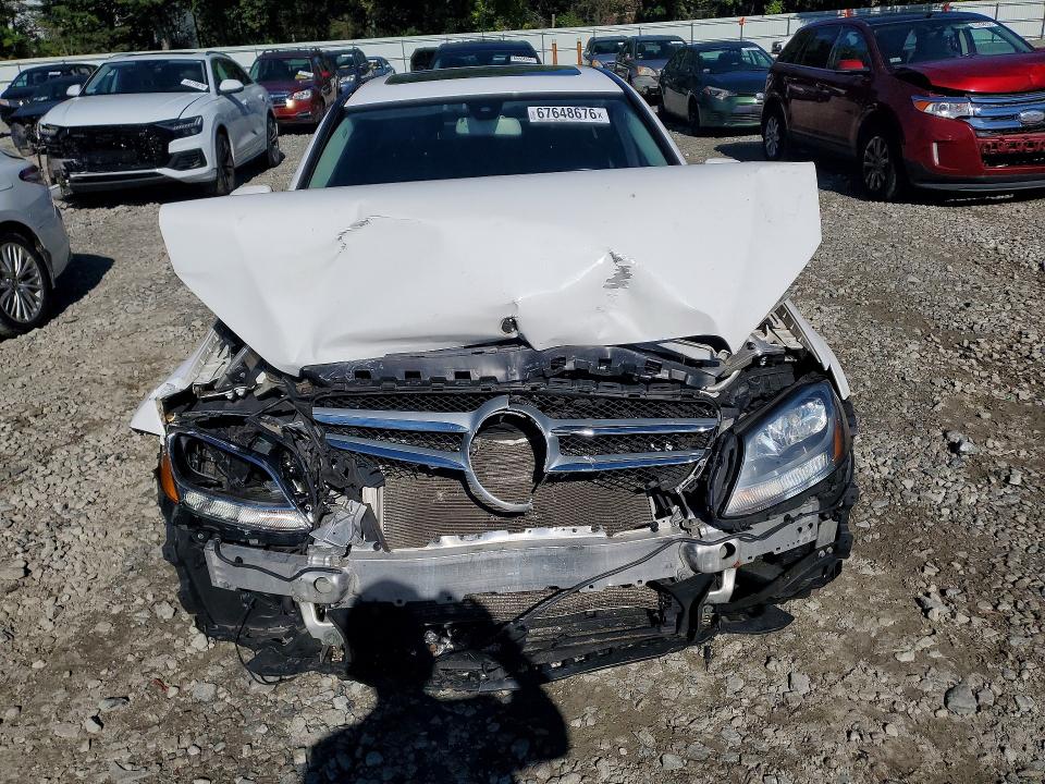 Снимка 5 от търг – 2018 MERCEDES-BENZ C с VIN 55SWF4KBXJU248790