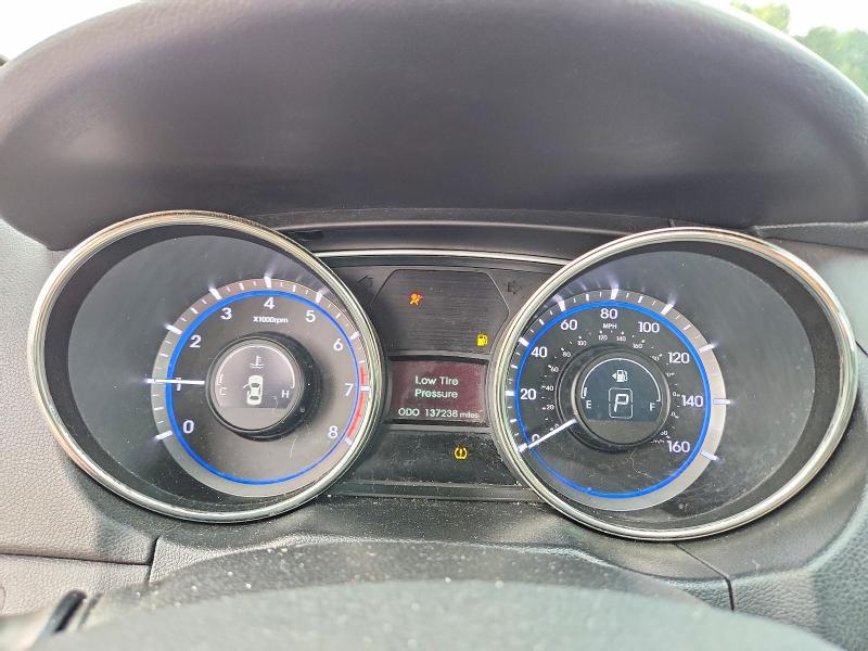 Photo 9 from auction – 2012 HYUNDAI SONATA with VIN 5NPEC4AB6CH364922