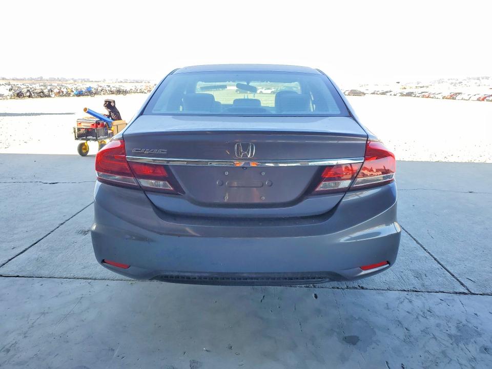 Photo 6 from auction – 2014 HONDA CIVIC with VIN 19XFB2F57EE252247