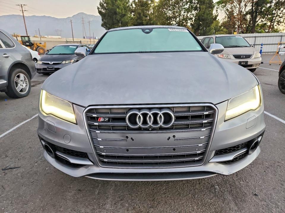Photo 5 from auction – 2014 AUDI S7 with VIN WAUW2AFC7EN018966
