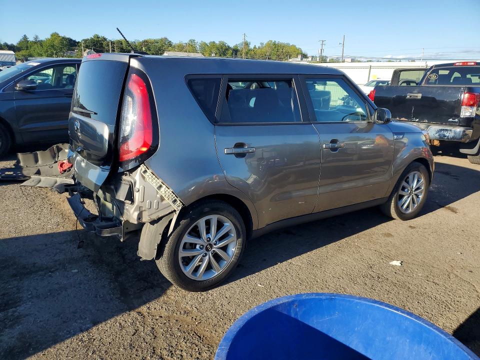 Photo 3 from auction – 2018 KIA SOUL with VIN KNDJP3A5XJ7594018