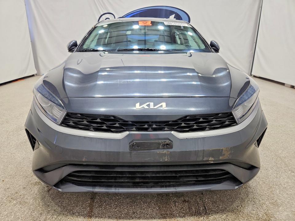 Photo 5 from auction – 2023 KIA FORTE with VIN 3KPF24AD9PE525623