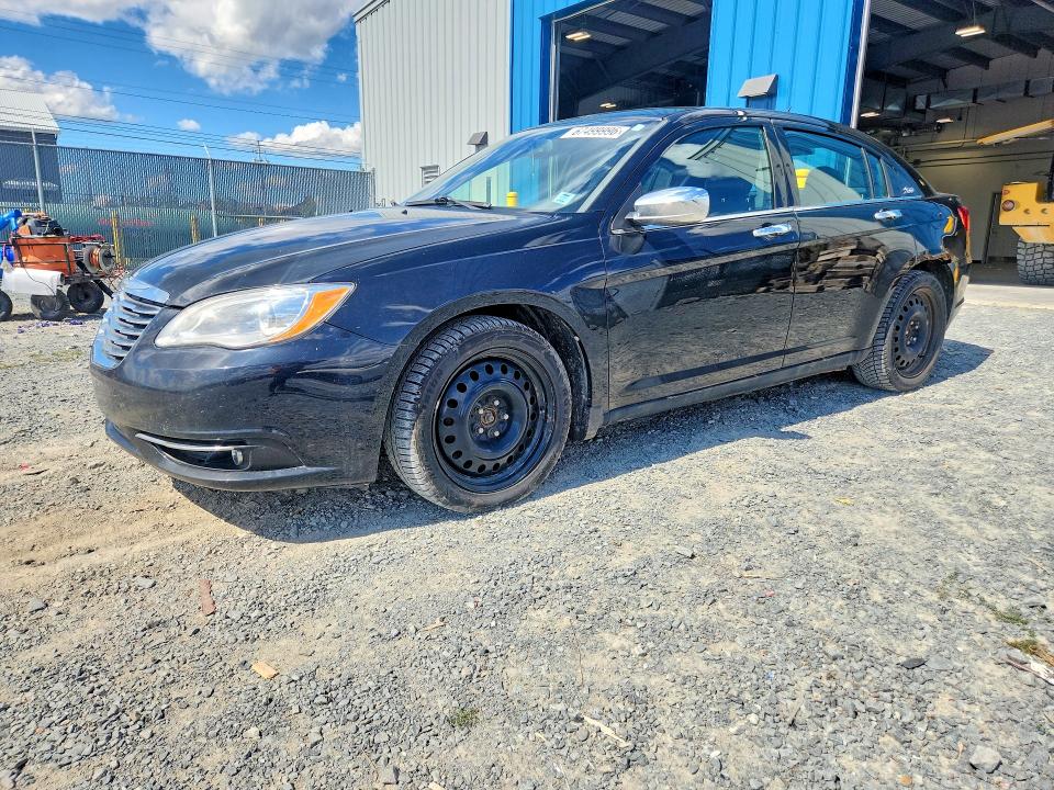CHRYSLER 200 2013 with VIN 1C3CCBCG8DN667369 - Photo from auction