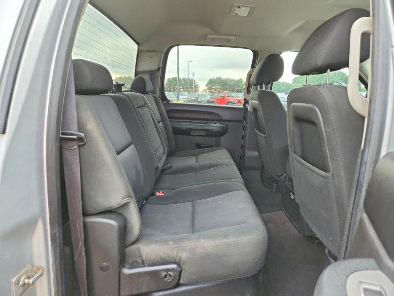 Photo 10 from auction – 2012 GMC SIERRA with VIN 1GT120CG9CF165702