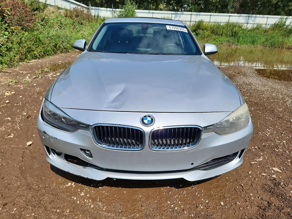 Photo 5 from auction – 2014 BMW 320 with VIN WBA3B1G56ENS80125
