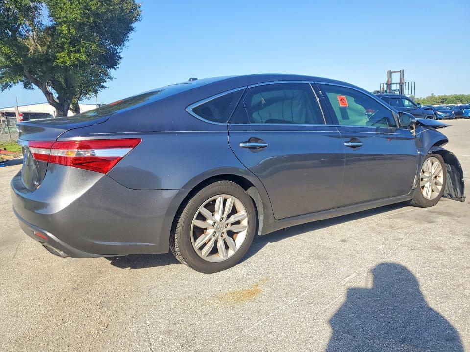 Photo 3 from auction – 2014 TOYOTA AVALON with VIN 4T1BK1EB2EU111499