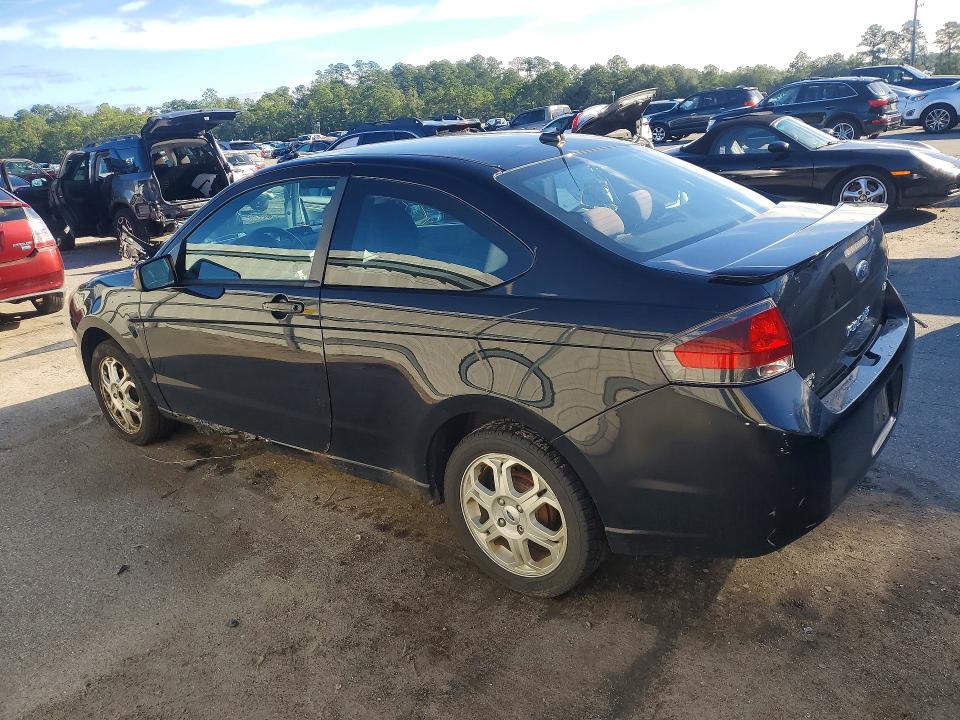 Photo 2 from auction – 2010 FORD FOCUS with VIN 1FAHP3CN2AW277700