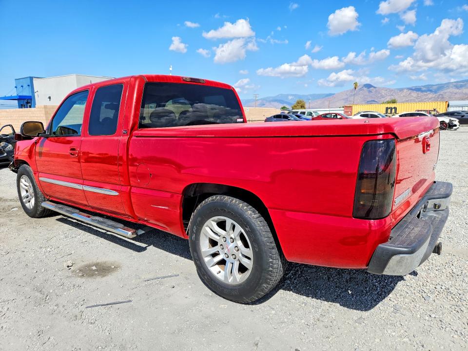 Снимка 2 от търг – 2003 GMC NEW SIERRA с VIN 2GTEC19T331319594