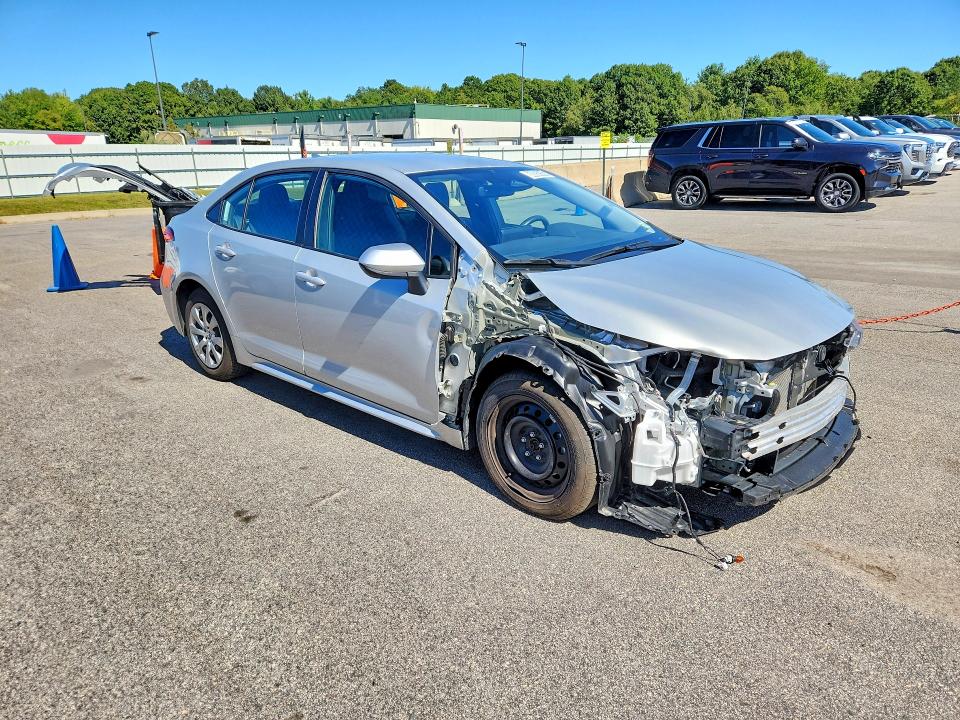 Zdjęcie 4 z aukcji – 2025 TOYOTA COROLLA z VIN 5YFB4MDE6SP248076