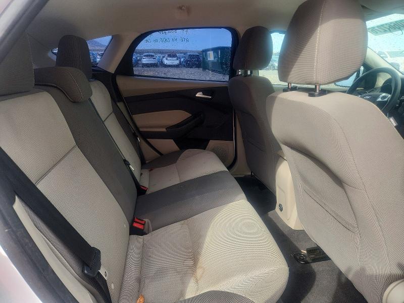 Снимка 10 от търг – 2014 FORD FOCUS с VIN 1FADP3K27EL305729