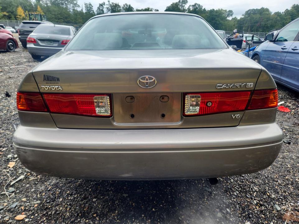 Снимка 6 от търг – 2000 TOYOTA CAMRY с VIN 4T1BF22K8YU093013