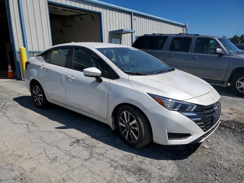Photo 4 from auction – 2024 NISSAN VERSA with VIN 3N1CN8EV1RL916416