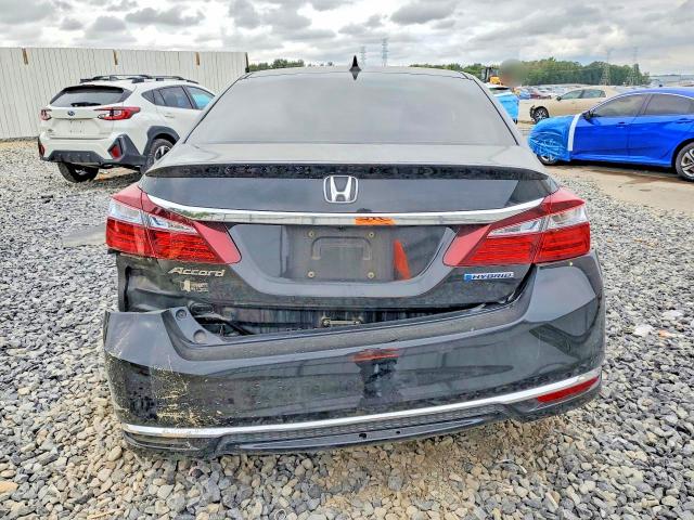 Photo 6 from auction – 2017 HONDA ACCORD with VIN JHMCR6F34HC001054